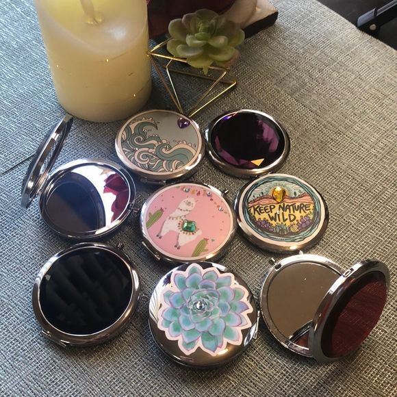 #21sass 💄NWOT Artisan Amber Crystal & Sass Talk Compact Makeup Mirror💄🤷🏼‍♀️ - Picture 8 of 15